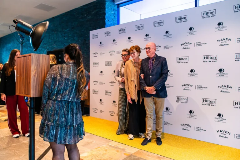 Rode loper photobooth activatie hotel opening